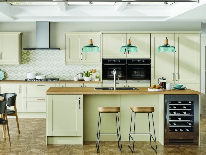 Kitchens_GADDESBY_Cologne_Ivory_Main